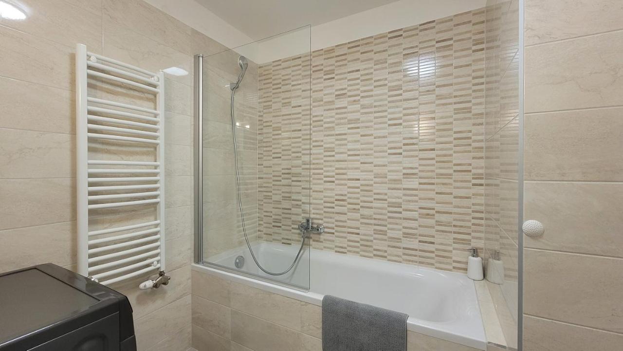 בודפשט Mm D Home Apartment מראה חיצוני תמונה